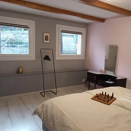 3 Etoiles Le Charme Des Cerisiers 8 Pers