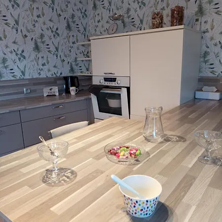 3 Etoiles Le Charme Des Cerisiers 8 Pers